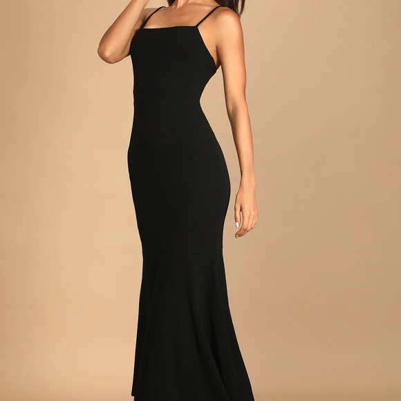 Lulu’s Tier and There Black Tiered Trumpet Hem Maxi Dress - Picture 4 of 4